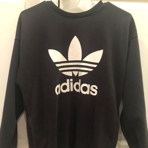 Adidas Black Pullover✨🖤